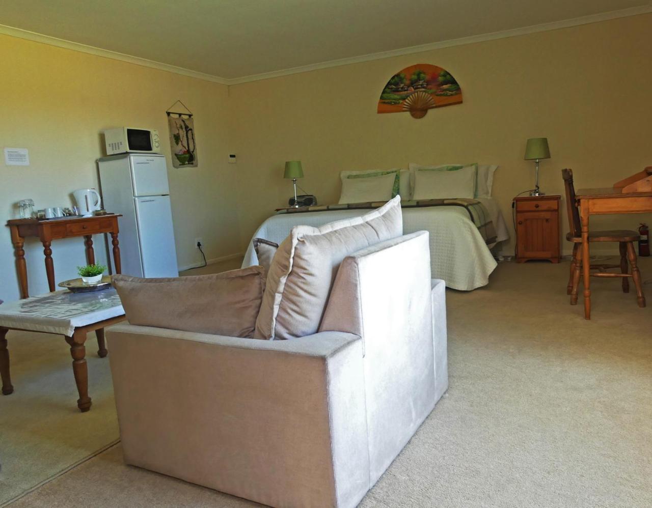 Vineyards Country Home Guest Room Blomtuin Exterior foto
